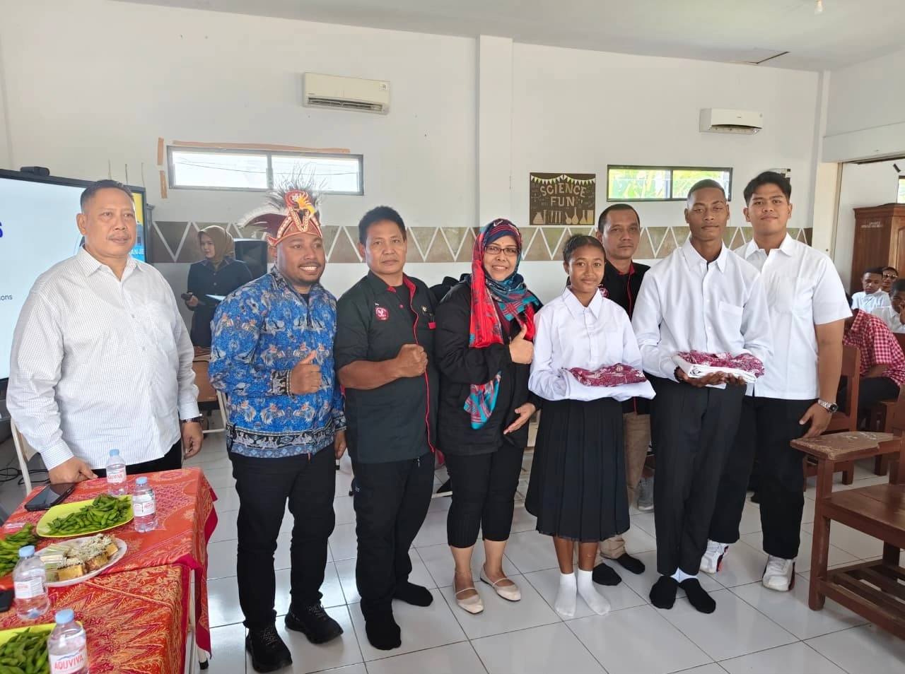 Gambar Besar