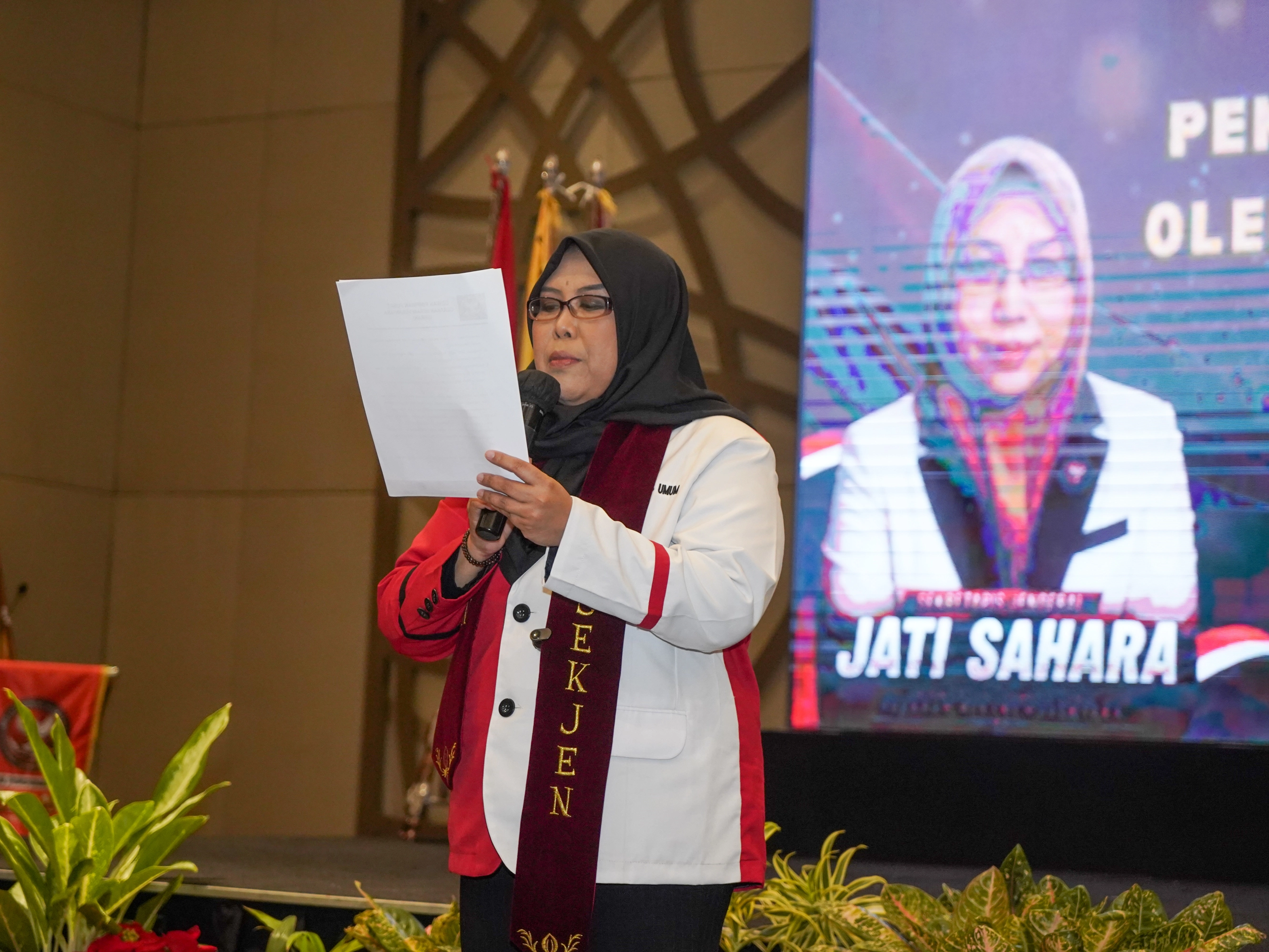 Gambar Besar