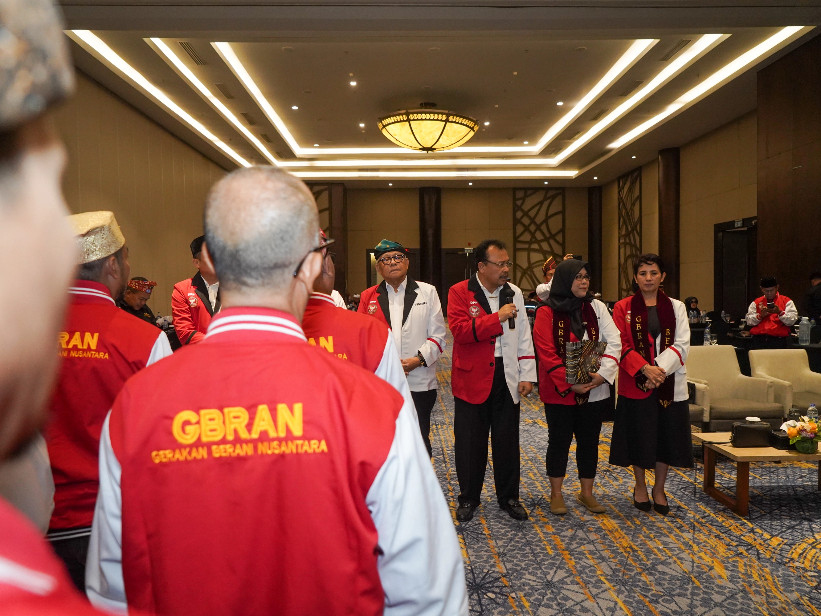 Gambar Besar