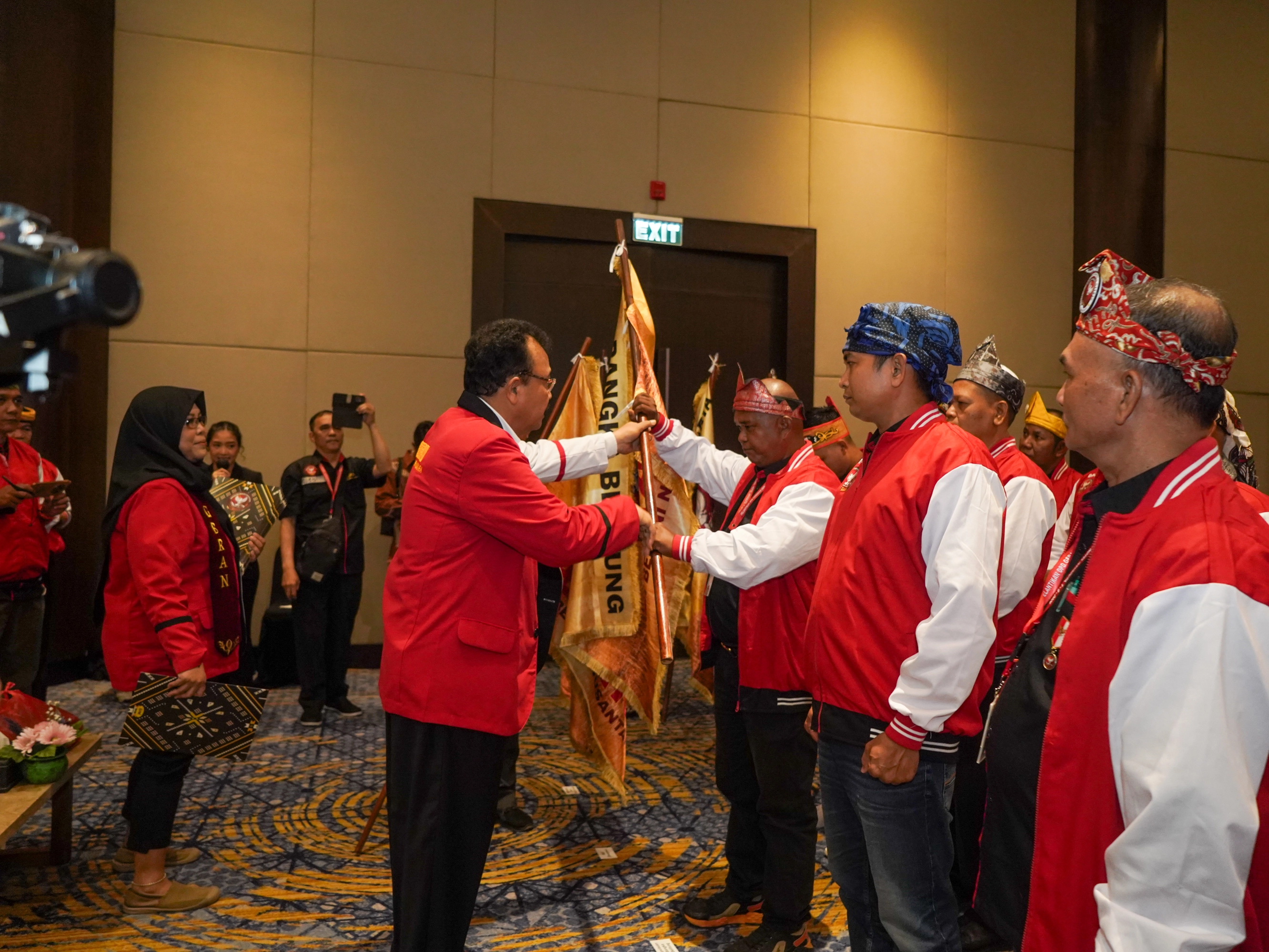 Gambar Besar