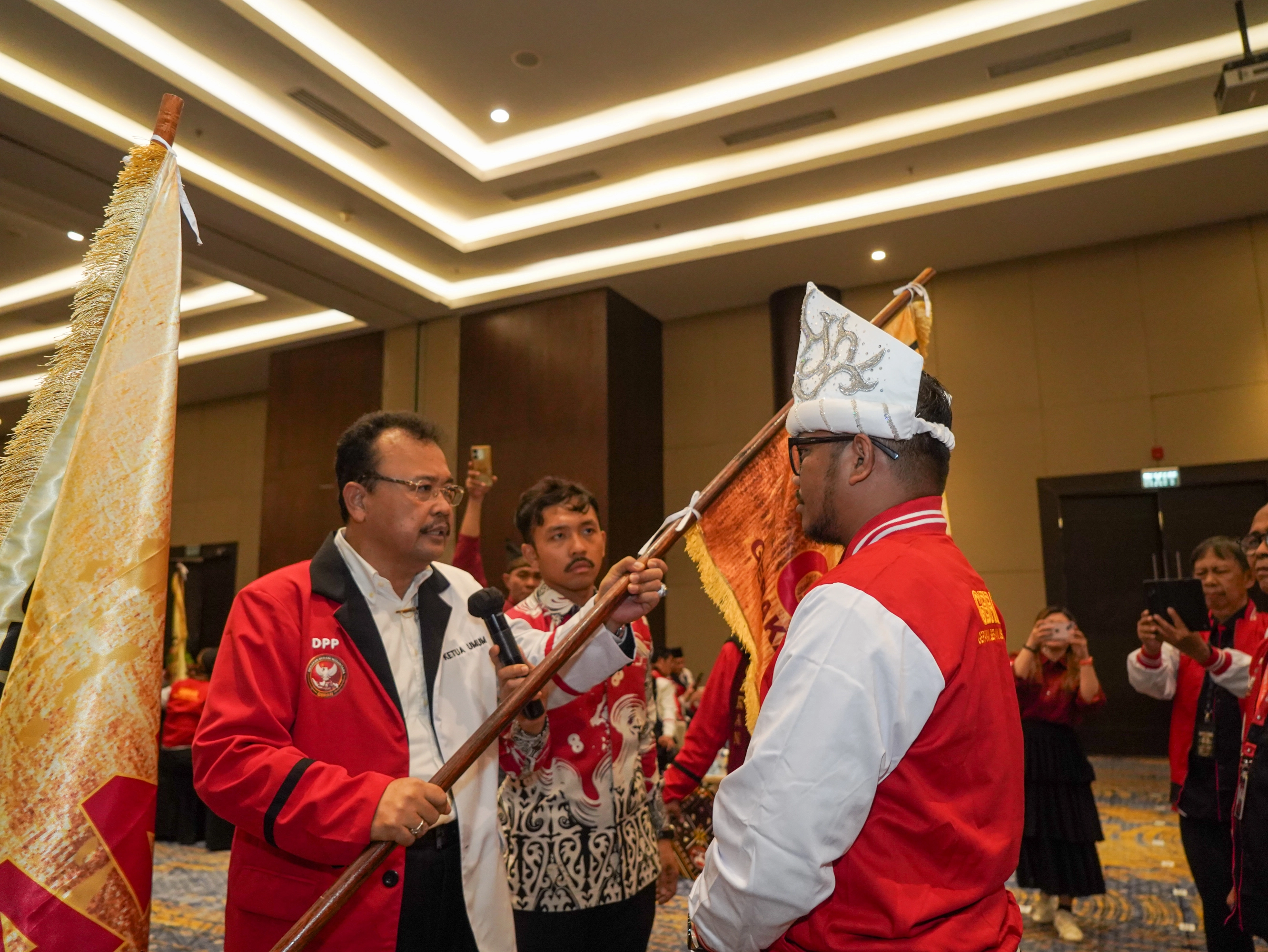 Gambar Besar
