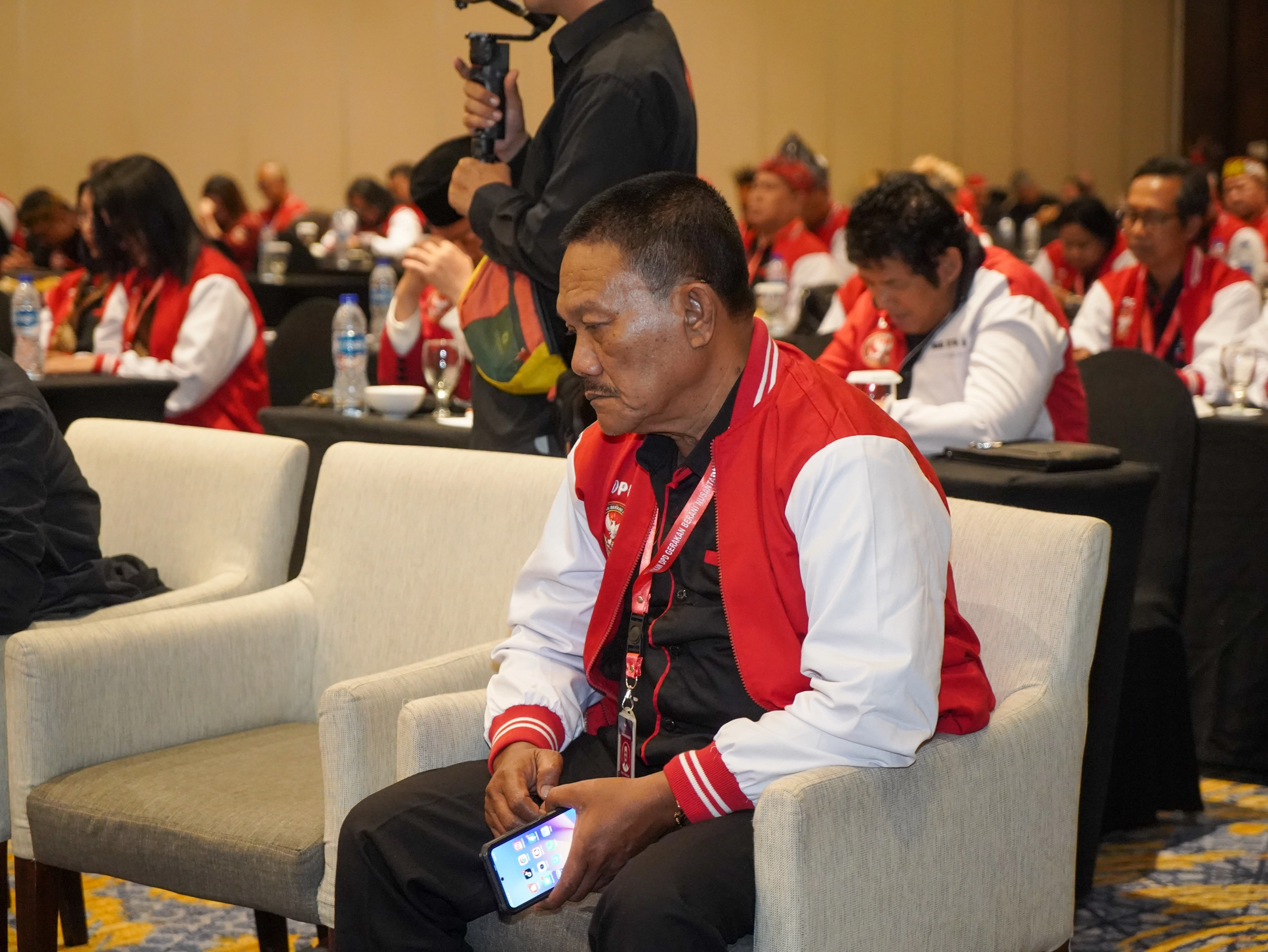 Gambar Besar