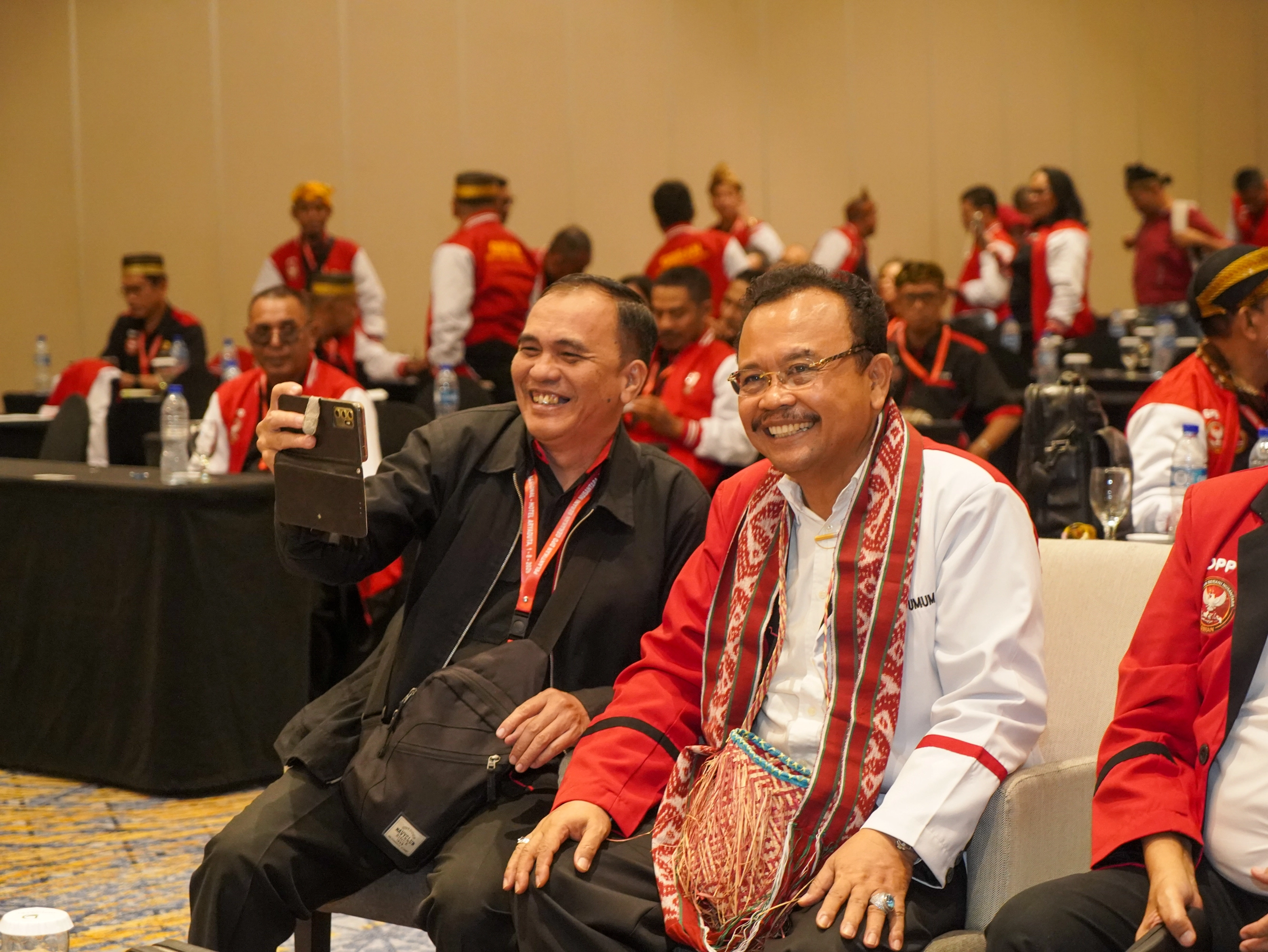 Gambar Besar