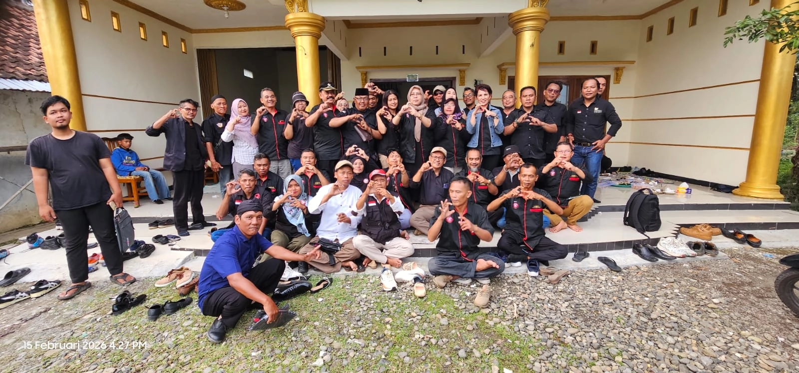 Gambar Besar